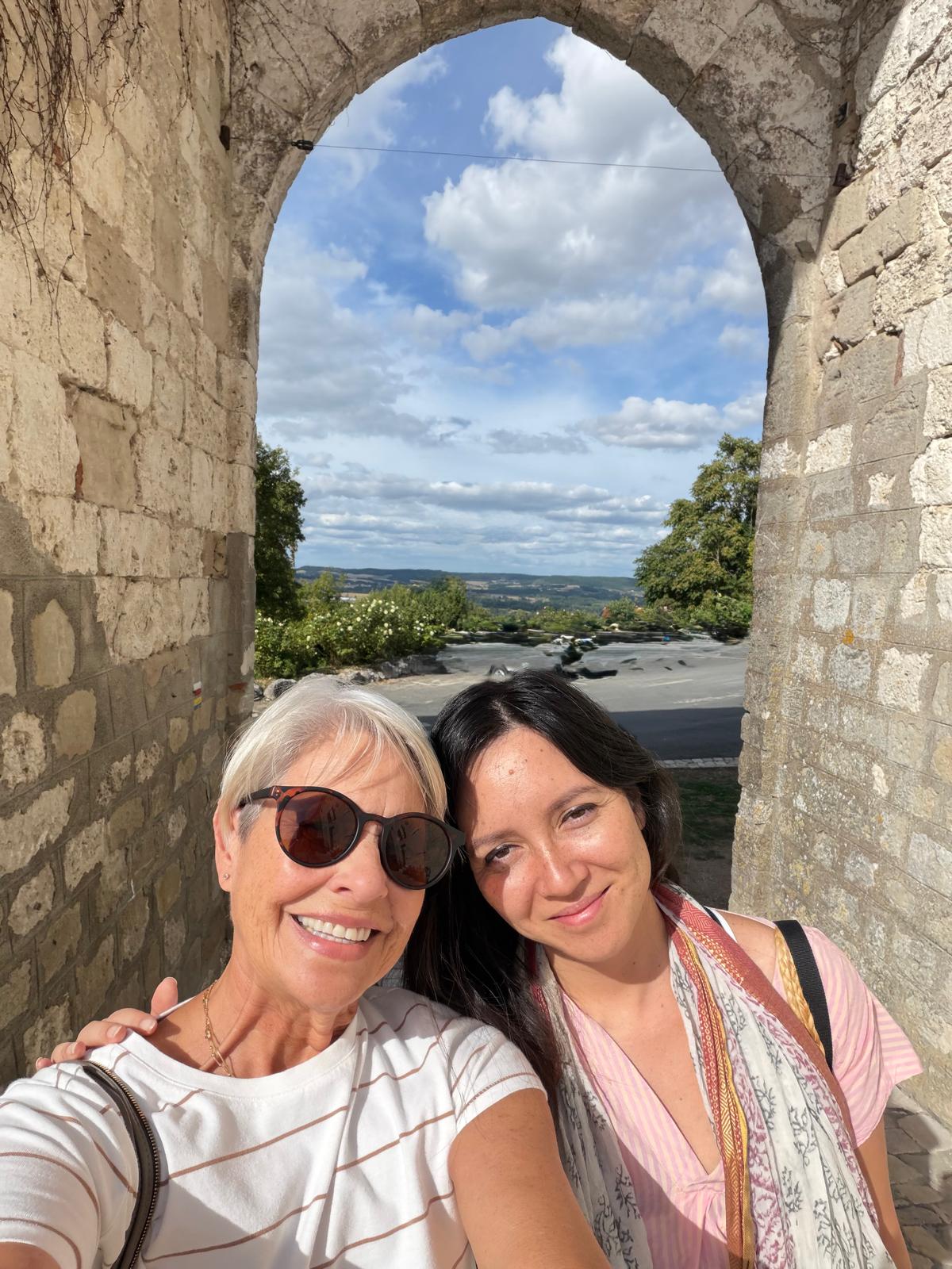 Déborah and Gwen in Penne d’Agenais